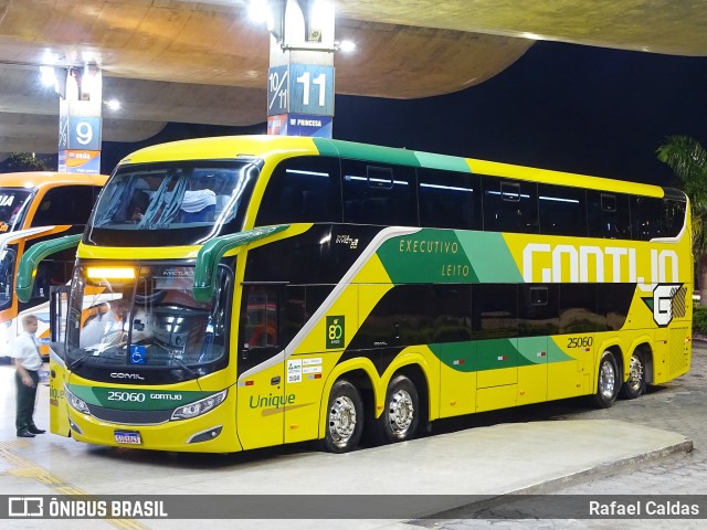 Empresa Gontijo de Transportes 25060 na cidade de Uberlândia, Minas Gerais, Brasil, por Rafael Caldas. ID da foto: 11738679.