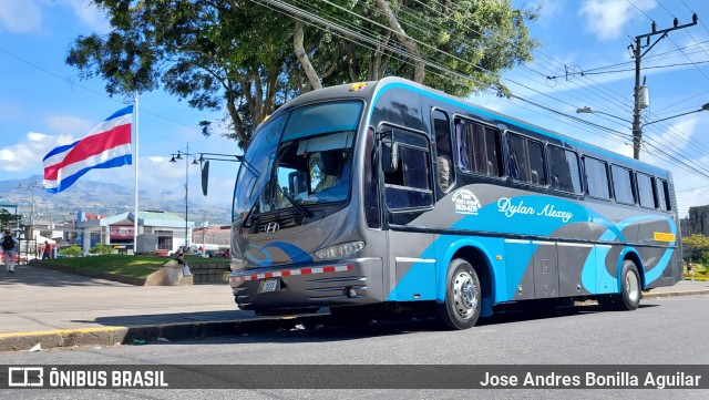 TMG - Transportes Minor González 00 na cidade de Cartago, Costa Rica, por Jose Andres Bonilla Aguilar. ID da foto: 11737707.