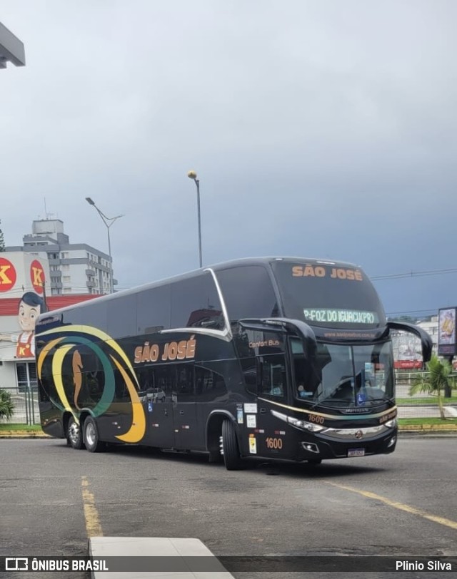 Expresso São José 1600 na cidade de Criciúma, Santa Catarina, Brasil, por Plinio Silva. Número da foto: #11673190.