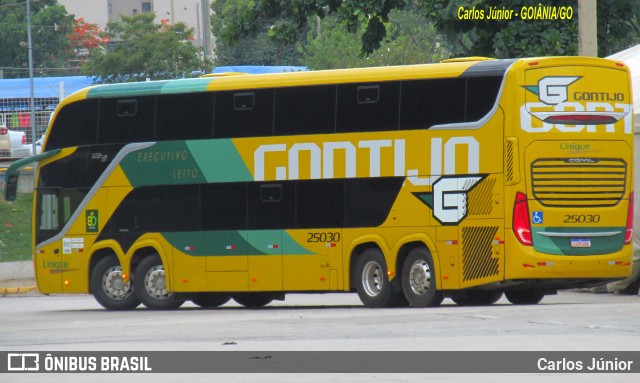 Empresa Gontijo de Transportes 25030 na cidade de Goiânia, Goiás, Brasil, por Carlos Júnior. ID da foto: 11671849.