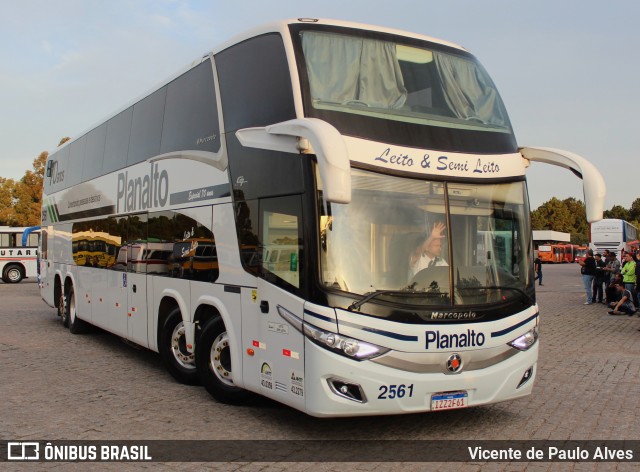 Planalto Transportes 2561 na cidade de Curitiba, Paraná, Brasil, por Vicente de Paulo Alves. ID da foto: 11740630.