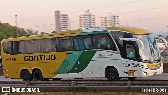 Empresa Gontijo de Transportes 19565 na cidade de Betim, Minas Gerais, Brasil, por Hariel BR-381. ID da foto: 11741467.