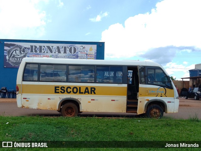 Seline Pérola Serviços e Transportes ESCOLAR na cidade de Inaciolândia, Goiás, Brasil, por Jonas Miranda. Número da foto: #11741617.