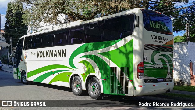 Empresa de Transportes Coletivos Volkmann 1700 na cidade de Curitiba, Paraná, Brasil, por Pedro Ricardo Rodrigues. ID da foto: 11740596.