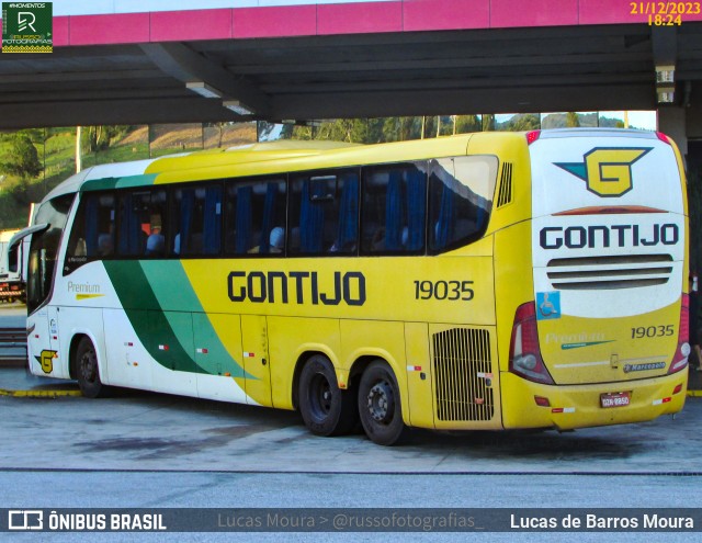 Empresa Gontijo de Transportes 19035 na cidade de São Sebastião da Bela Vista, Minas Gerais, Brasil, por Lucas de Barros Moura. ID da foto: 11745894.