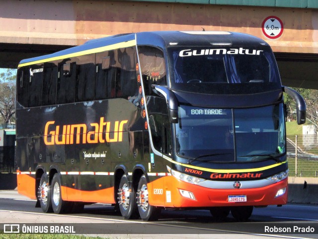 Guimatur Transporte e Turismo 12000 na cidade de São José dos Campos, São Paulo, Brasil, por Robson Prado. ID da foto: 11744237.