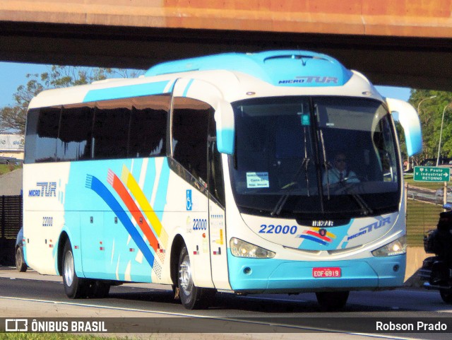 Microtur Transportadora Turística 22000 na cidade de São José dos Campos, São Paulo, Brasil, por Robson Prado. ID da foto: 11745925.