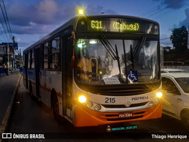 Empresa Pedrosa 215 na cidade de Recife, Pernambuco, Brasil, por Thiago Henrique. Número da foto: #11673506.