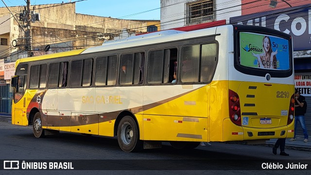 Viação São Gabriel 2210 na cidade de São Mateus, Espírito Santo, Brasil, por Clébio Júnior. Número da foto: #11676058.
