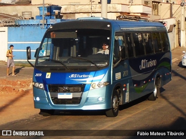 JM Turismo 2031 na cidade de Três Corações, Minas Gerais, Brasil, por Fábio Mateus Tibúrcio. ID da foto: 11676220.