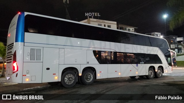 Auto Viação Catarinense 321315 na cidade de Balneário Camboriú, Santa Catarina, Brasil, por Fábio Paixão. ID da foto: 11678374.