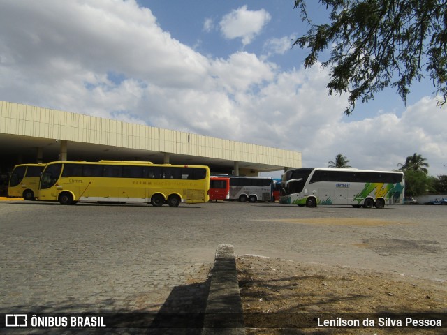 Viação Itapemirim 8805 na cidade de Caruaru, Pernambuco, Brasil, por Lenilson da Silva Pessoa. Número da foto: #11682764.