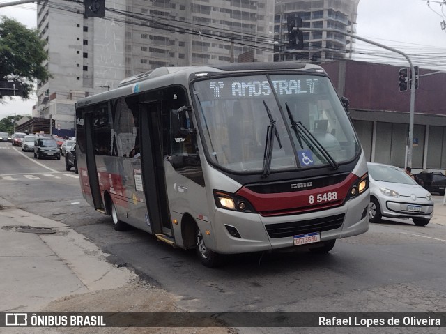 Auto Viação Transcap 8 5488 na cidade de São Paulo, São Paulo, Brasil, por Rafael Lopes de Oliveira. ID da foto: 11681098.