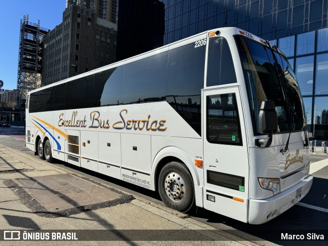 Excellent Bus Service 2206 na cidade de New York, New York, Estados Unidos, por Marco Silva. ID da foto: 11681438.