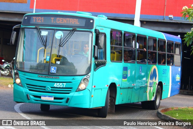 Viação Sorriso de Minas 4557 na cidade de Uberlândia, Minas Gerais, Brasil, por Paulo Henrique Pereira Borges. Número da foto: #11684544.