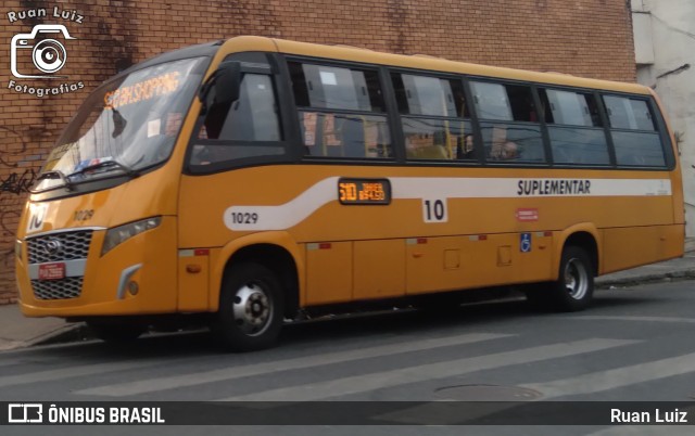 Transporte Suplementar de Belo Horizonte 1029 na cidade de Belo Horizonte, Minas Gerais, Brasil, por Ruan Luiz. Número da foto: #11684630.