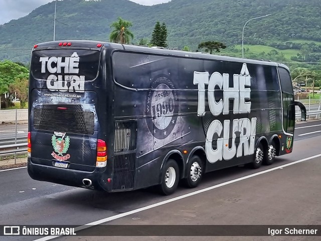 Banda Tchê Guri 2015 na cidade de Marques de Souza, Rio Grande do Sul, Brasil, por Igor Scherner. Número da foto: #11685501.