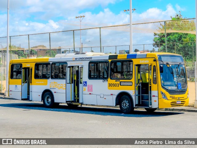 Plataforma Transportes 30903 na cidade de Salvador, Bahia, Brasil, por André Pietro  Lima da Silva. Número da foto: #11685469.