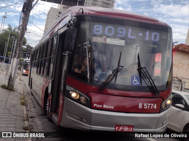 Auto Viação Transcap >> Auto Bless Transportes 8 5774 na cidade de São Paulo, São Paulo, Brasil, por Rafael Lopes de Oliveira. Número da foto: #11685837.