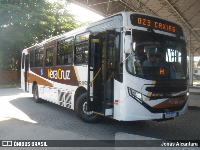 Auto Ônibus Vera Cruz DC 5.032 na cidade de Duque de Caxias, Rio de Janeiro, Brasil, por Jonas Alcantara. Número da foto: #11685440.