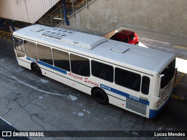 Airport Bus Service 37203 na cidade de São Paulo, São Paulo, Brasil, por Lucas Mendes. ID da foto: 10832821.