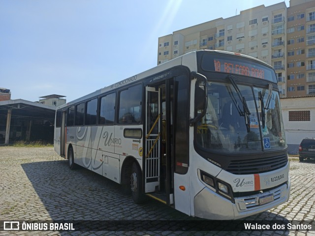 UniRio Transportes RJ 228.040 na cidade de Rio de Janeiro, Rio de Janeiro, Brasil, por Walace dos Santos. ID da foto: 10832803.