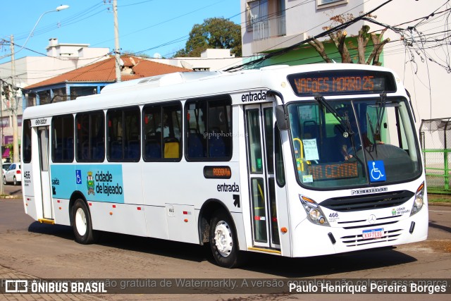 J. Sartori 466 na cidade de Lajeado, Rio Grande do Sul, Brasil, por Paulo Henrique Pereira Borges. Número da foto: #10859623.