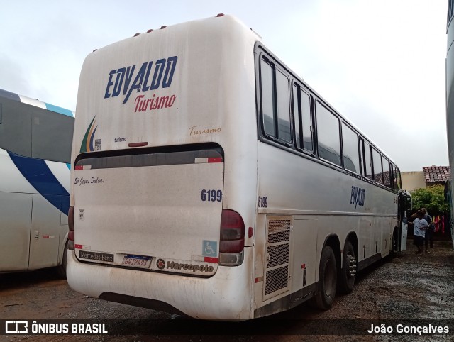 Edvaldo Turismo 7093 na cidade de Riachão das Neves, Bahia, Brasil, por João Gonçalves. Número da foto: #10857798.