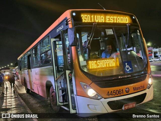 Auto Viação Marechal Brasília 445061 na cidade de Taguatinga, Distrito Federal, Brasil, por Brenno Santos. ID da foto: 10860938.