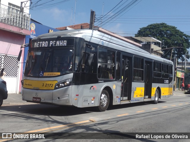 Viação Metrópole Paulista - Zona Leste 3 2172 na cidade de São Paulo, São Paulo, Brasil, por Rafael Lopes de Oliveira. ID da foto: 10861276.