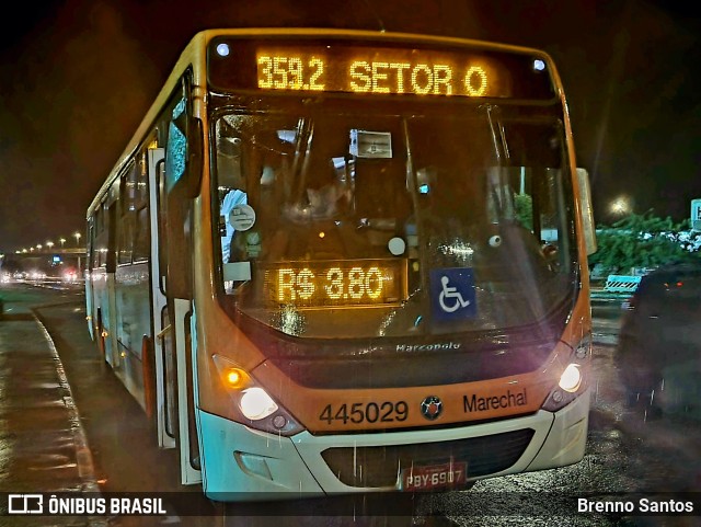 Auto Viação Marechal Brasília 445029 na cidade de Taguatinga, Distrito Federal, Brasil, por Brenno Santos. ID da foto: 10860936.