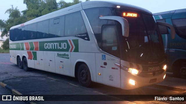 Empresa Gontijo de Transportes 21690 na cidade de Cruz das Almas, Bahia, Brasil, por Flávio  Santos. ID da foto: 10860531.