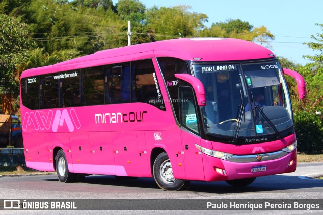 Mirian Tour 5006 na cidade de Barra do Piraí, Rio de Janeiro, Brasil, por Paulo Henrique Pereira Borges. Número da foto: #10862573.
