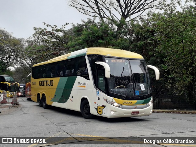 Empresa Gontijo de Transportes 21300 na cidade de São Paulo, São Paulo, Brasil, por Douglas Célio Brandao. ID da foto: 10863256.