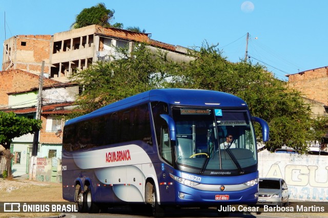 Viação Águia Branca 24520 na cidade de Aracaju, Sergipe, Brasil, por Julio Cesar  Barbosa Martins. ID da foto: 10868248.