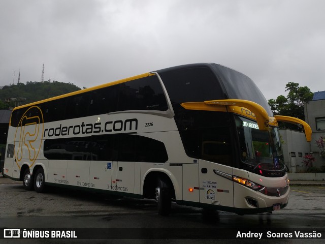 RodeRotas - Rotas de Viação do Triângulo 2226 na cidade de Santos, São Paulo, Brasil, por Andrey  Soares Vassão. Número da foto: #10868217.