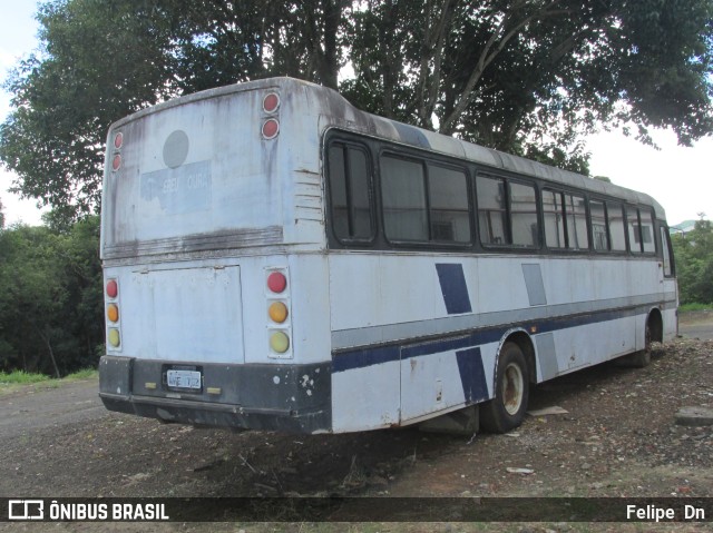 Ônibus Particulares 1762 na cidade de Nova Laranjeiras, Paraná, Brasil, por Felipe  Dn. ID da foto: 10870437.