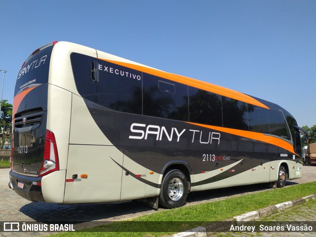 Sany Tour 2113 na cidade de Santos, São Paulo, Brasil, por Andrey  Soares Vassão. Número da foto: #10868811.