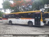Empresa Metropolitana 221 na cidade de Jaboatão dos Guararapes, Pernambuco, Brasil, por Áudios Guilherme. Número da foto: #:id.