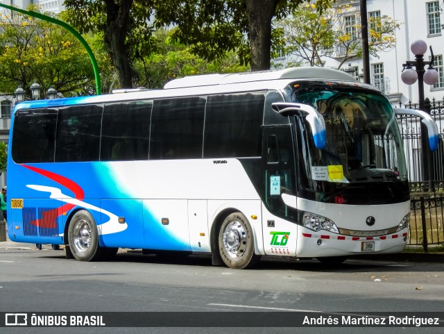 Transportes Lorenzo Domian S.A. 00 na cidade de Catedral, San José, San José, Costa Rica, por Andrés Martínez Rodríguez. ID da foto: 10871484.