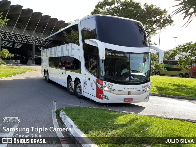 Auto Viação Catarinense 3702 na cidade de Florianópolis, Santa Catarina, Brasil, por JULIO SILVA. ID da foto: 10875727.