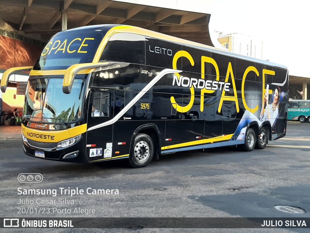 Expresso Nordeste 5975 na cidade de Porto Alegre, Rio Grande do Sul, Brasil, por JULIO SILVA. Número da foto: #10875380.