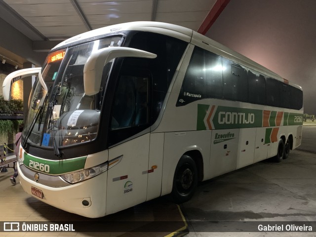 Empresa Gontijo de Transportes 21260 na cidade de São Sebastião da Bela Vista, Minas Gerais, Brasil, por Gabriel Oliveira. ID da foto: 10873402.