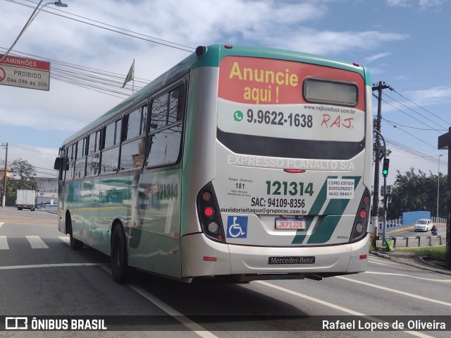 Expresso Planalto - Itaquaquecetuba 121314 na cidade de Itaquaquecetuba, São Paulo, Brasil, por Rafael Lopes de Oliveira. Número da foto: #10878499.
