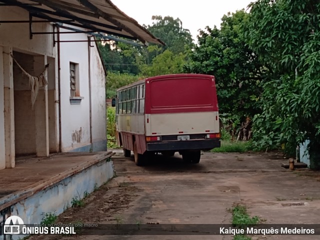 Ônibus Particulares 1653 na cidade de Tapiratiba, São Paulo, Brasil, por Kaique Marquês Medeiros . ID da foto: 10876437.