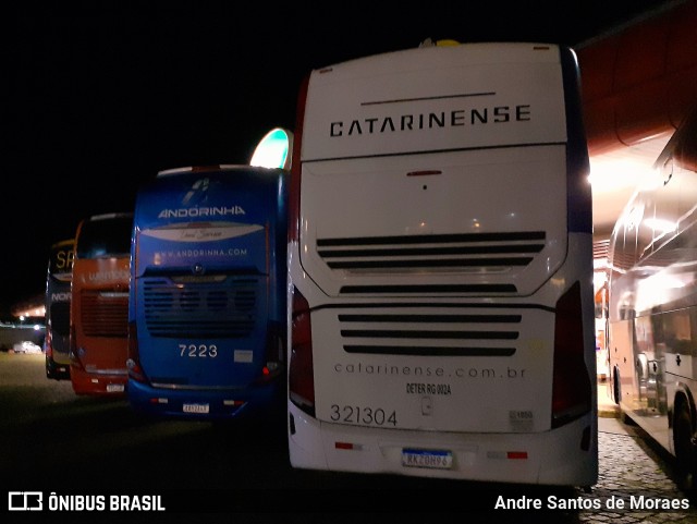 Auto Viação Catarinense 321304 na cidade de Registro, São Paulo, Brasil, por Andre Santos de Moraes. ID da foto: 10879447.