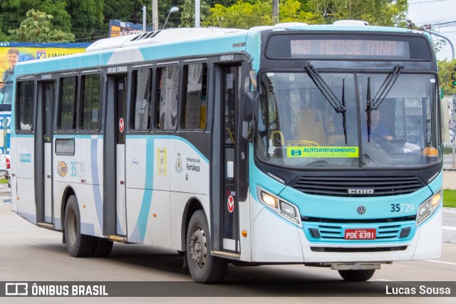 Rota Sol > Vega Transporte Urbano 35729 na cidade de Fortaleza, Ceará, Brasil, por Lucas Sousa. ID da foto: 10880660.