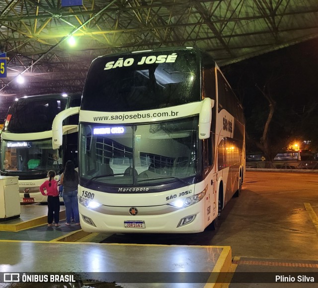 Expresso São José 1500 na cidade de Maringá, Paraná, Brasil, por Plinio Silva. Número da foto: #10879322.