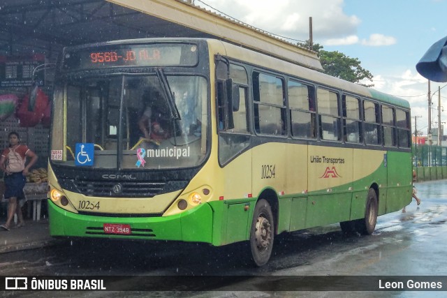 União Transportes 10254 na cidade de Várzea Grande, Mato Grosso, Brasil, por Leon Gomes. ID da foto: 10884255.