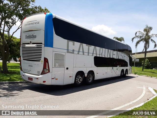 Auto Viação Catarinense 319324 na cidade de Florianópolis, Santa Catarina, Brasil, por JULIO SILVA. Número da foto: #10882811.